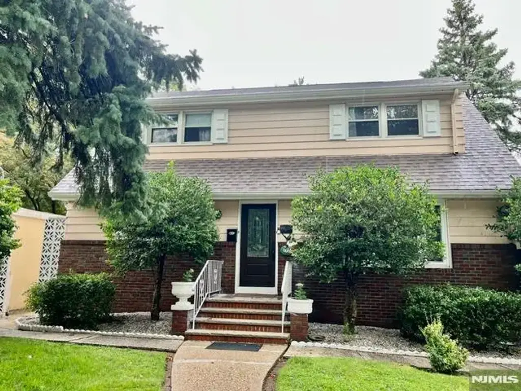 175 Euclid 2nd Flooor, Ridgefield Park