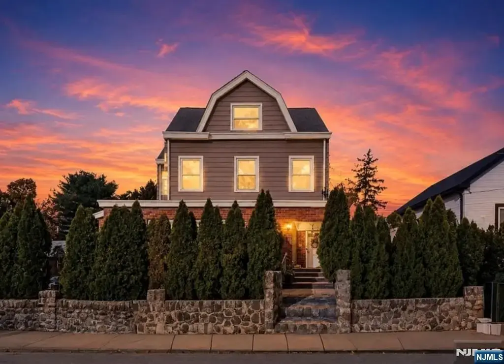 190 Totowa Road, Totowa