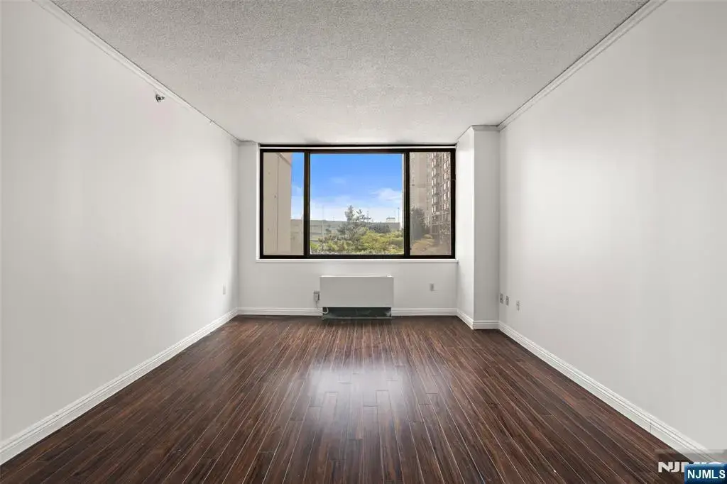 45 River Drive 415, Jersey City