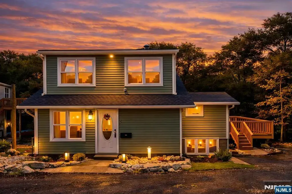 6 Hoover Road, Jefferson Township