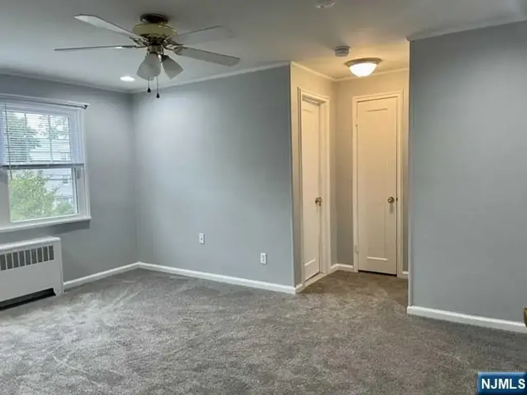 74 Hastings B, Rutherford
