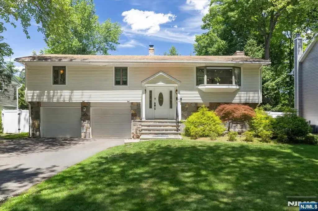 149 Sherwood Drive, Ramsey