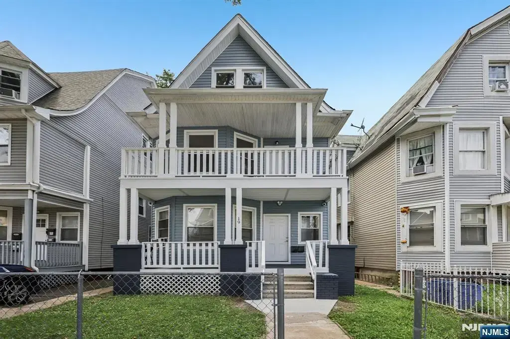 19 Nassau Place, East Orange