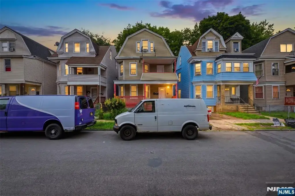 21 18th Street, East Orange