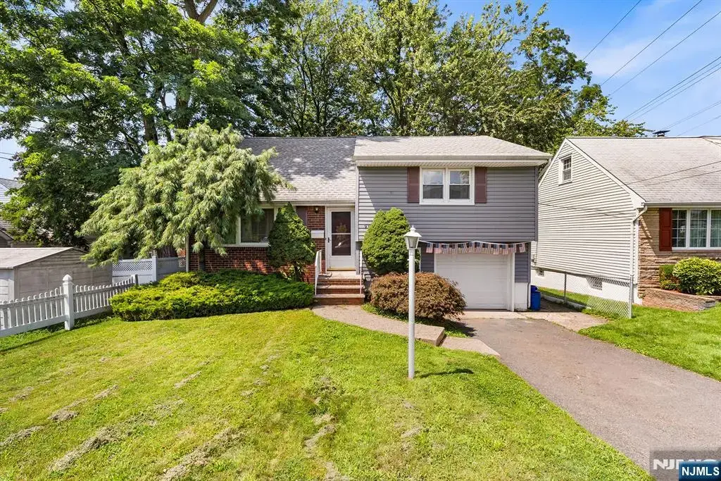 99 6th Street, North Arlington