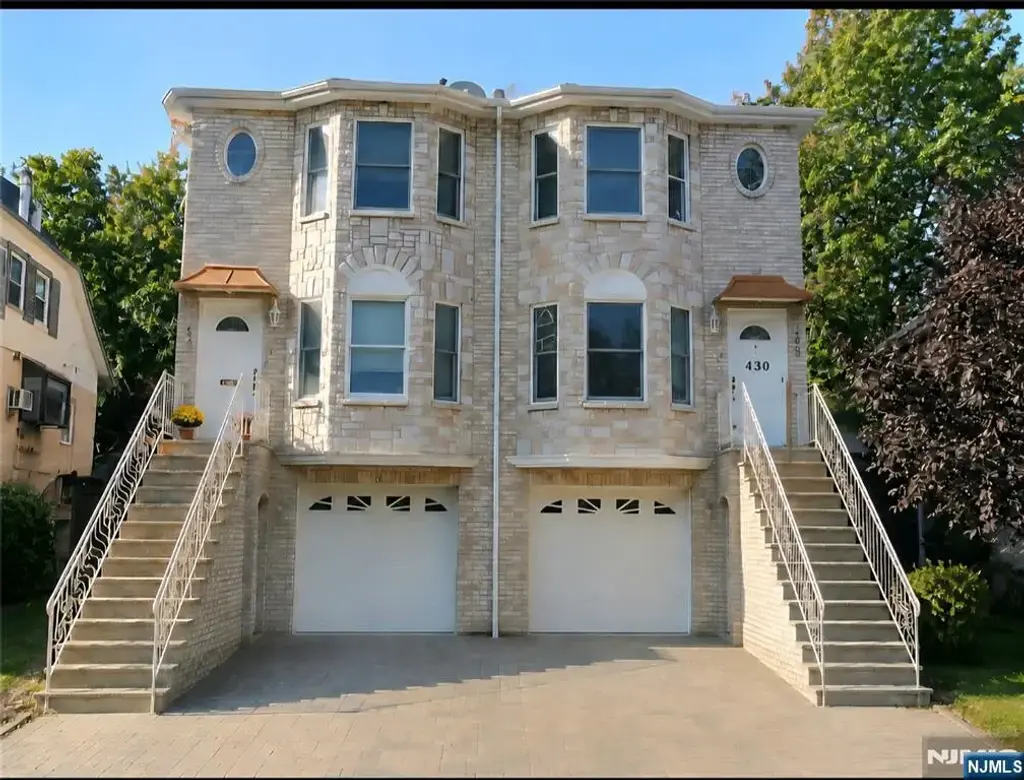 430 Aurora 430, Cliffside Park