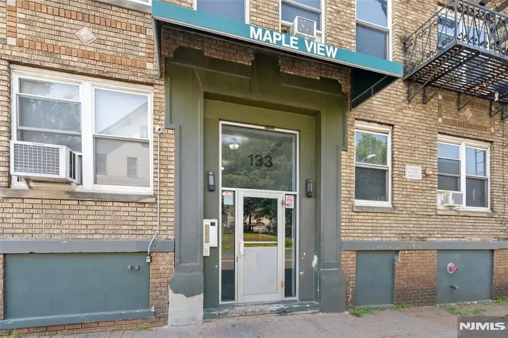 133 Maple Avenue 303, East Orange