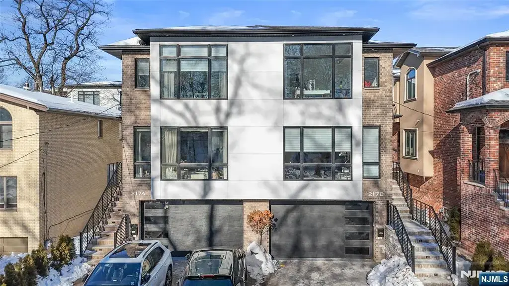 217 5th B, Palisades Park
