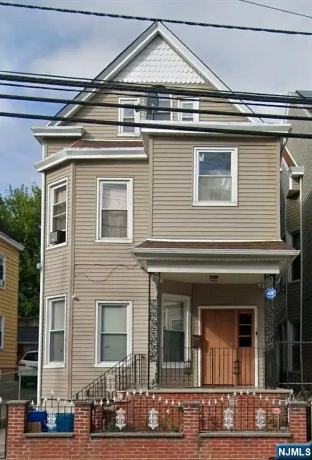 818 Madison 3, Paterson