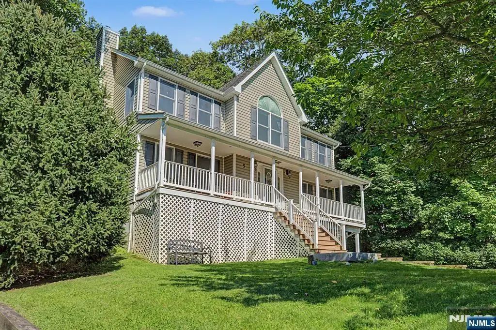 5 Valhalla Way, Rockaway Township