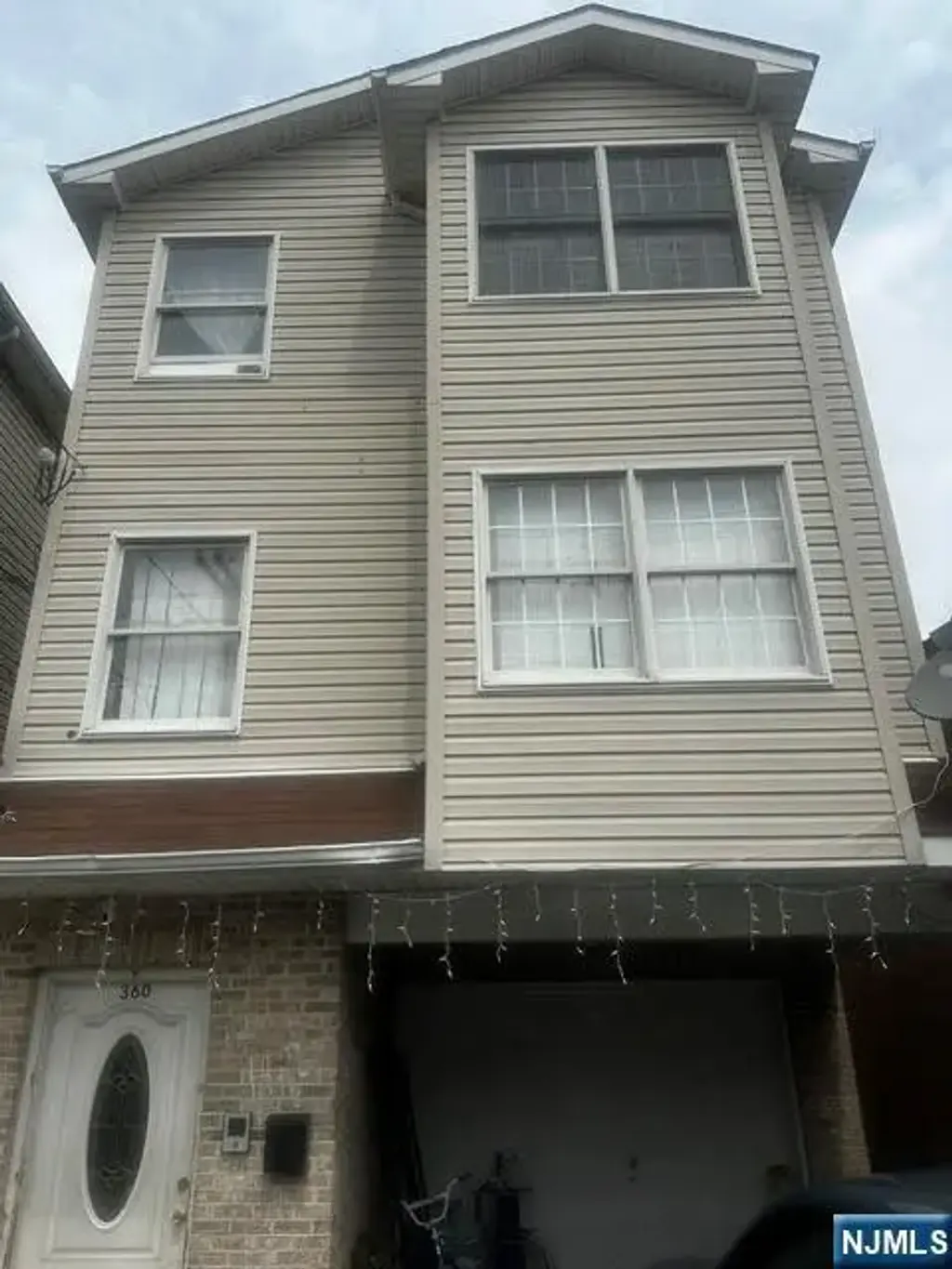 360 Highland Avenue, Passaic