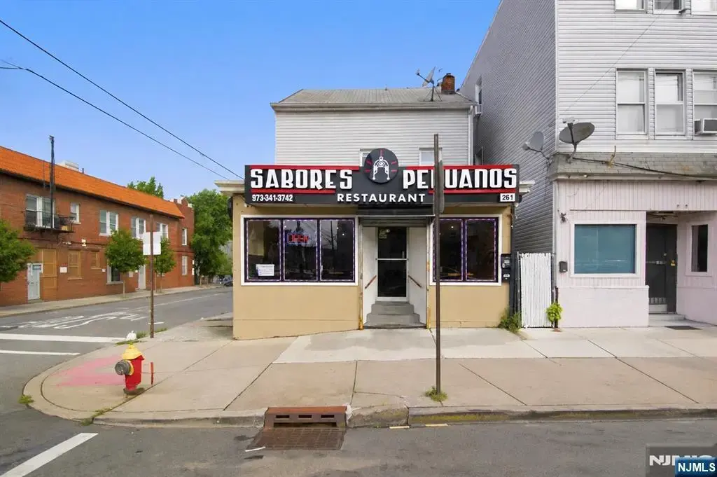 261 Union Avenue, Paterson