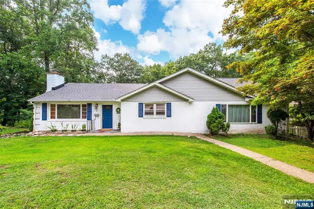 9 Morse Avenue, Butler Borough