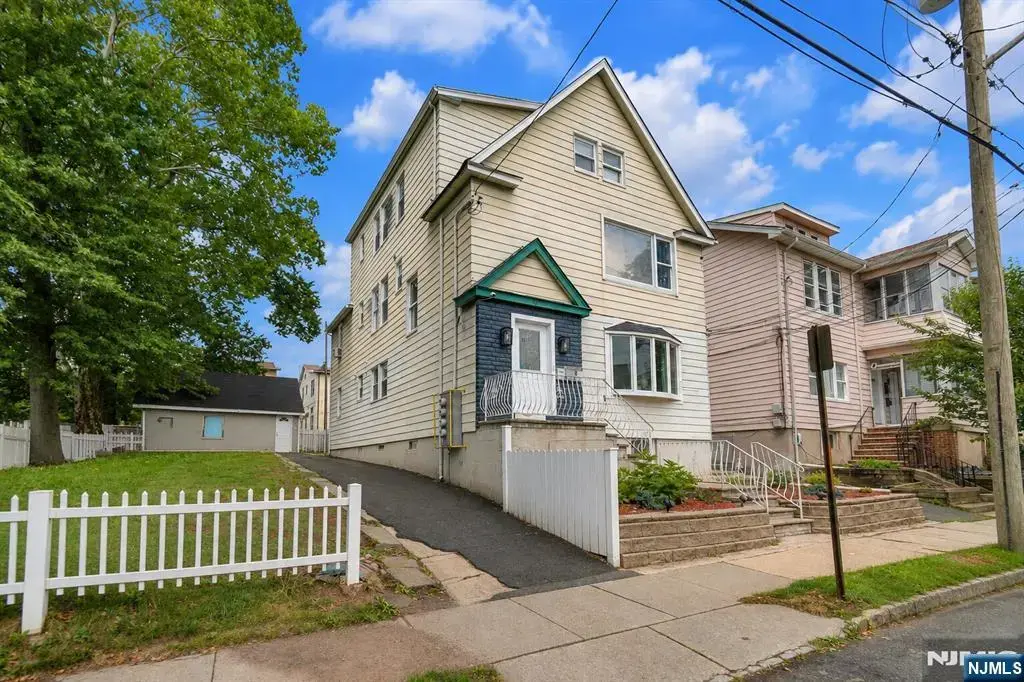 75 Mount Prospect Avenue, Belleville