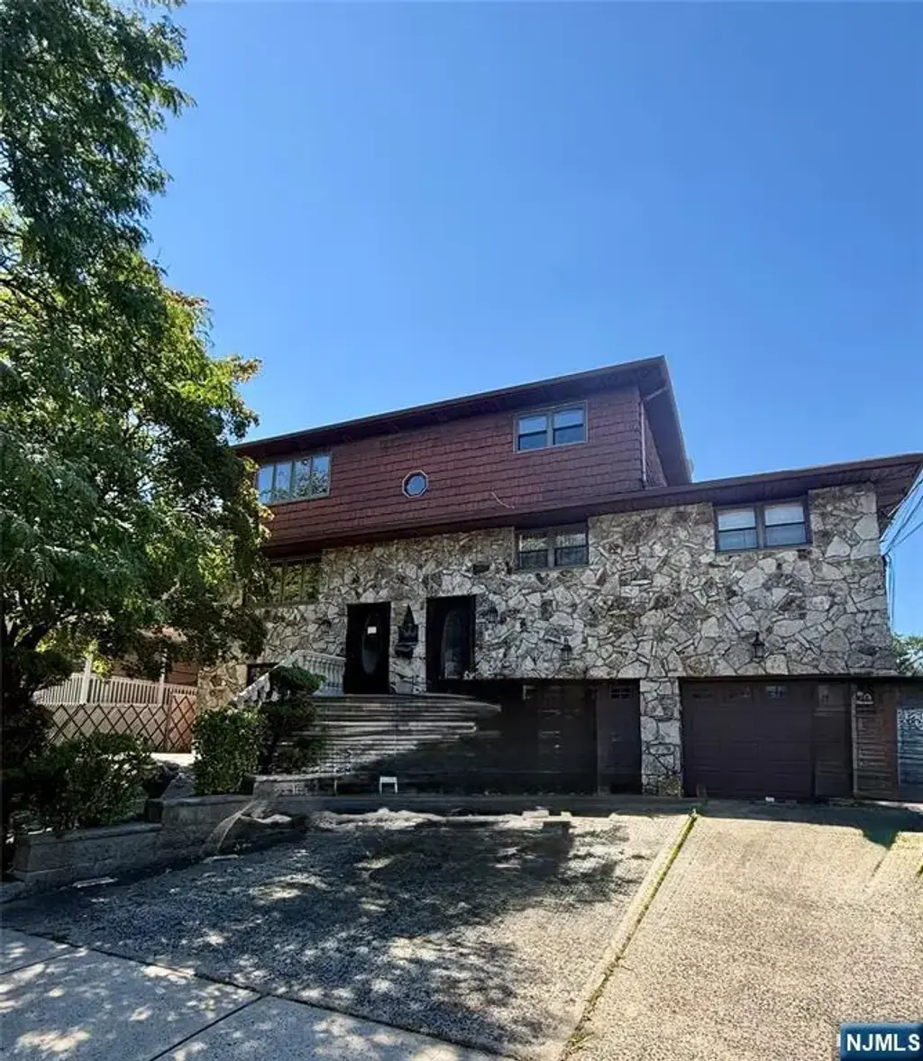 80 Lawrence 2, Lodi