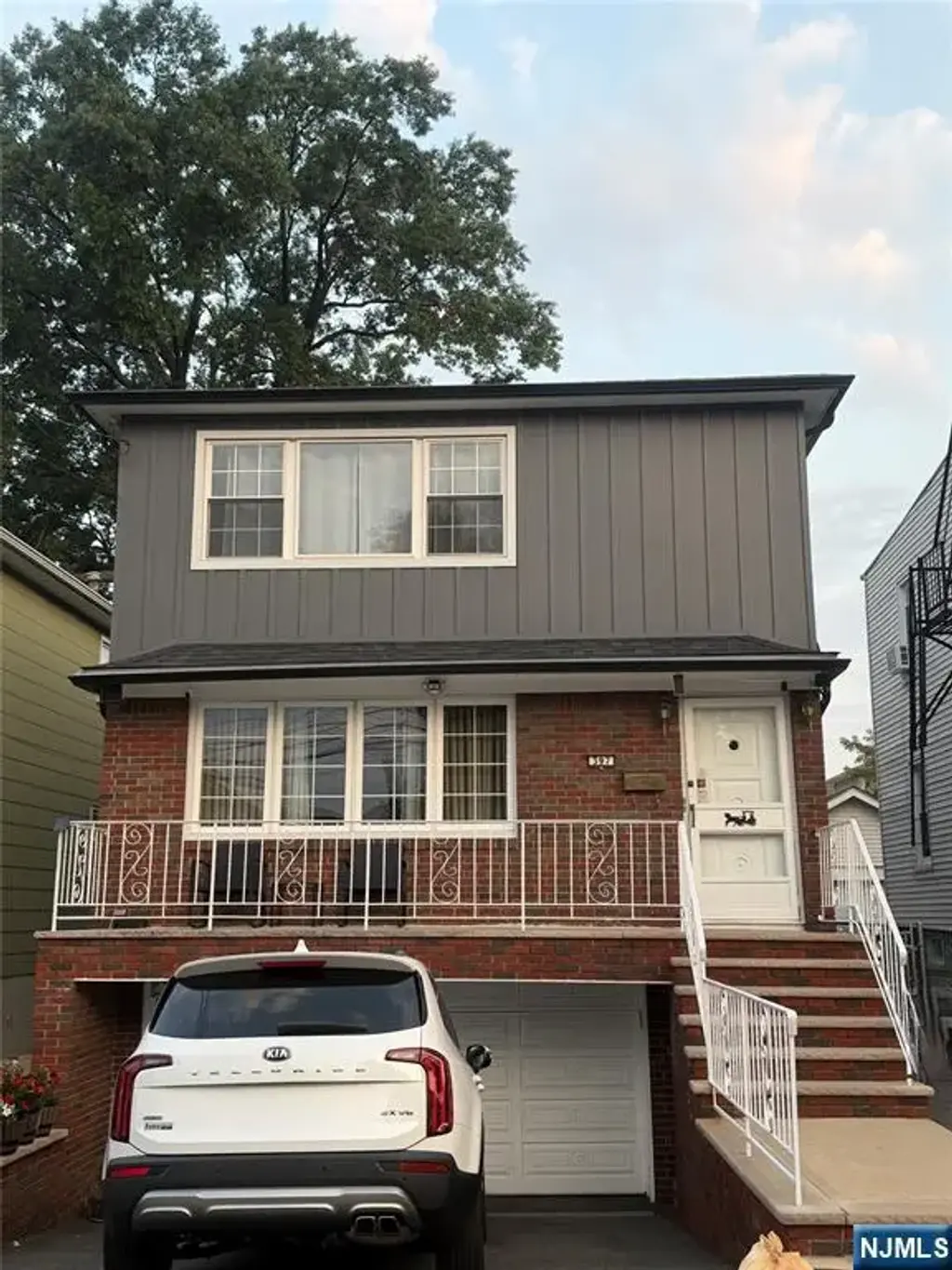 397 Hickory, Kearny