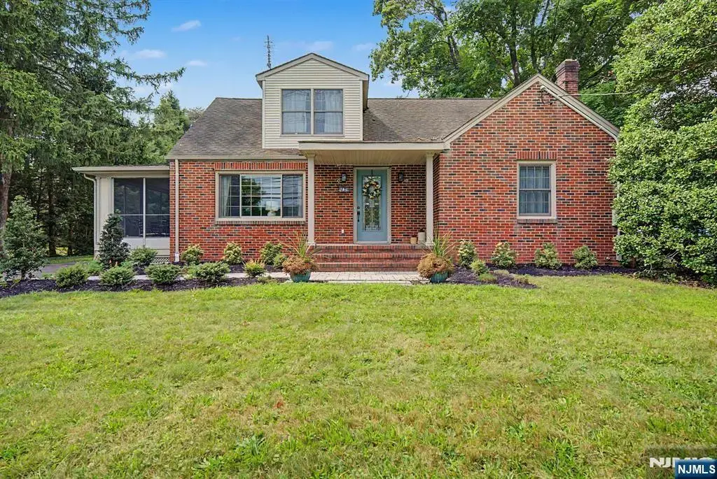 409 Ridge Road, South Brunswick