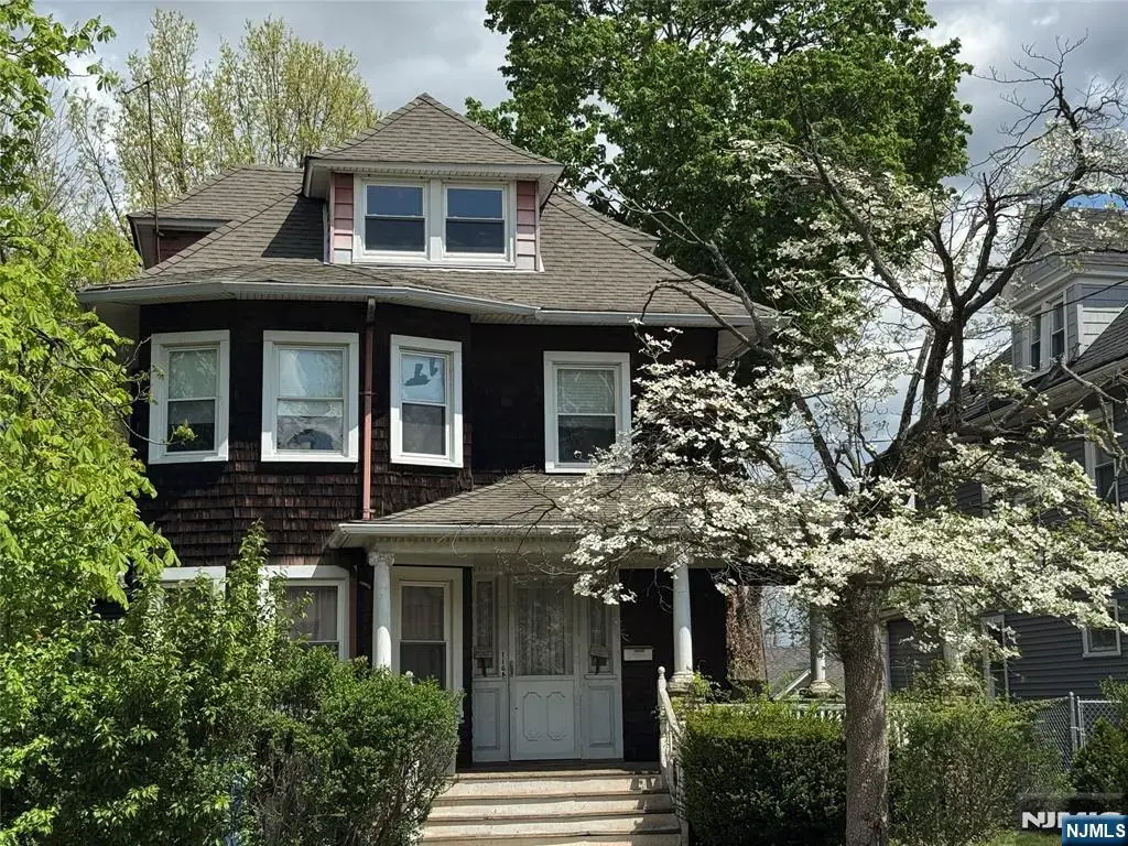 116 Clinton Place, Hackensack
