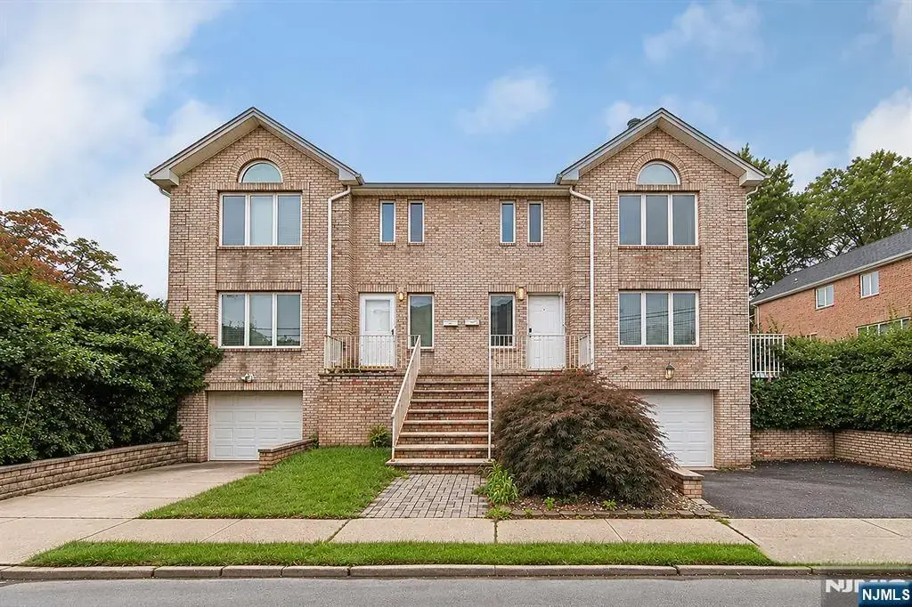 26 E Washington B, Palisades Park