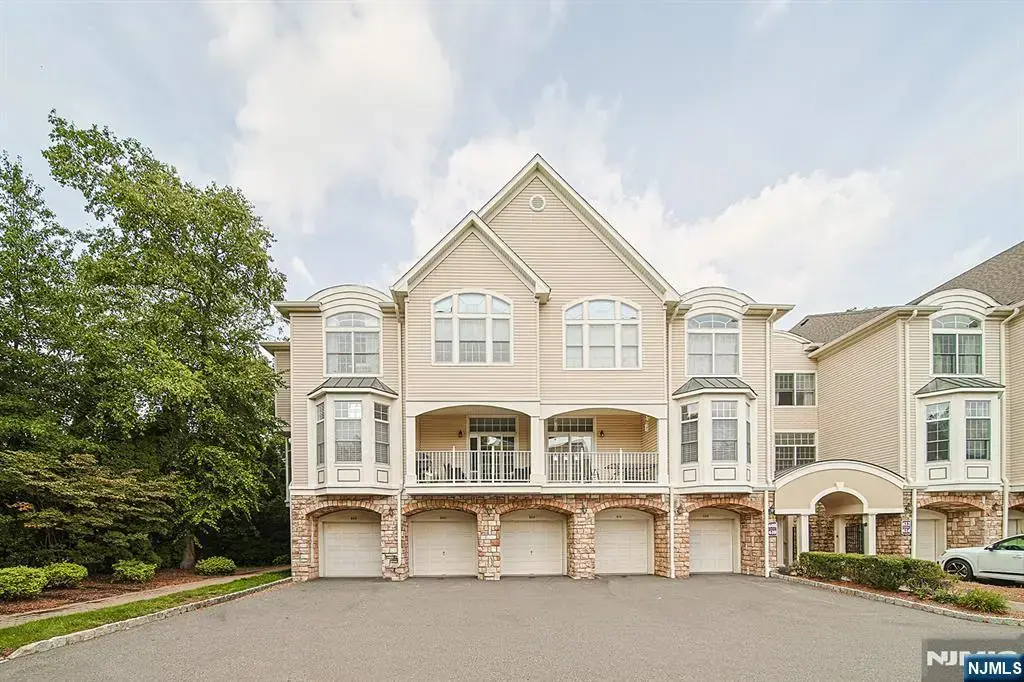 604 Turlington Court 234, Livingston