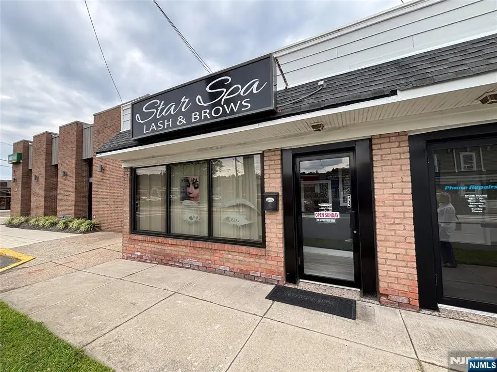 383 Ramapo Valley Road, Oakland