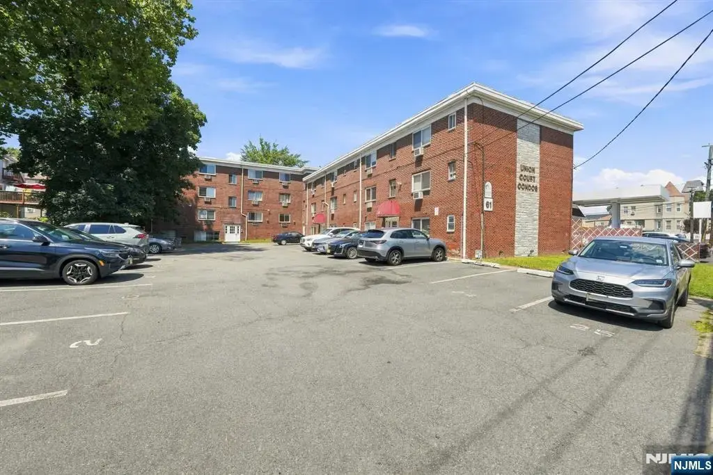 61 Union Avenue B6, Belleville