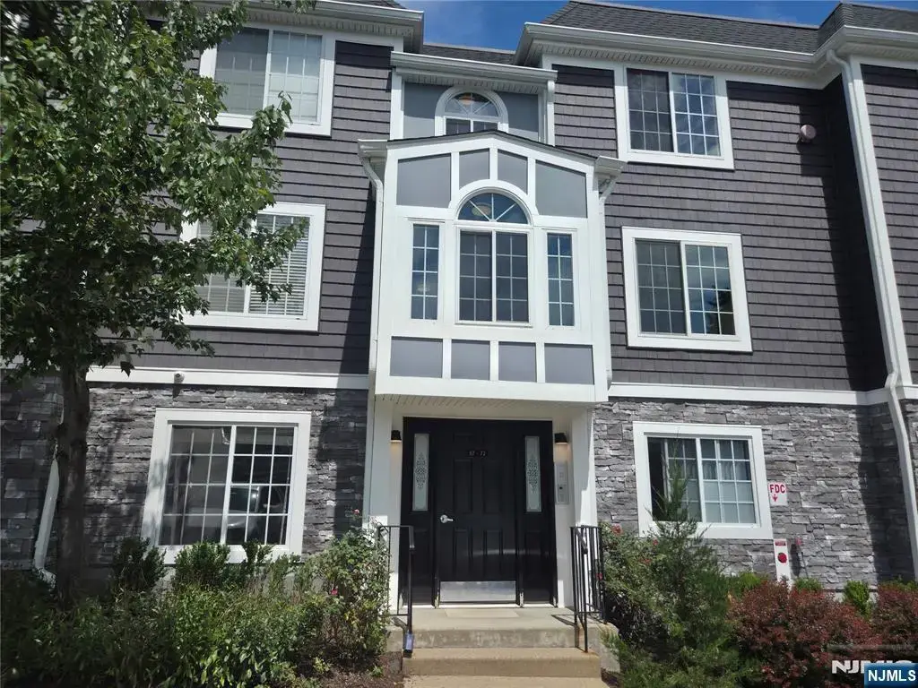 67 Village 67, Morris Township