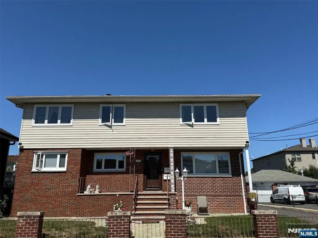 169 Fulton, Fairview