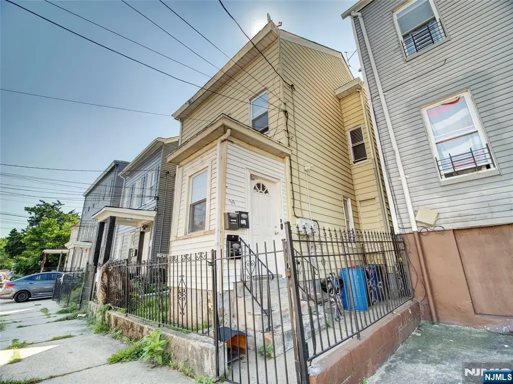 39 Hillman Street, Paterson
