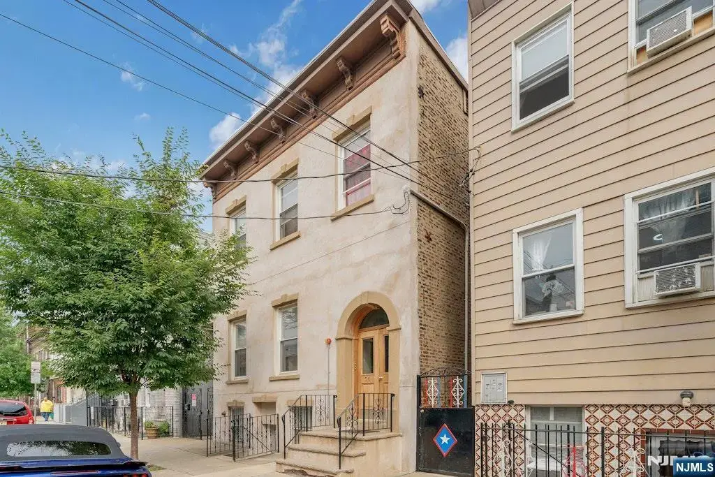 56 Madison Street, Newark
