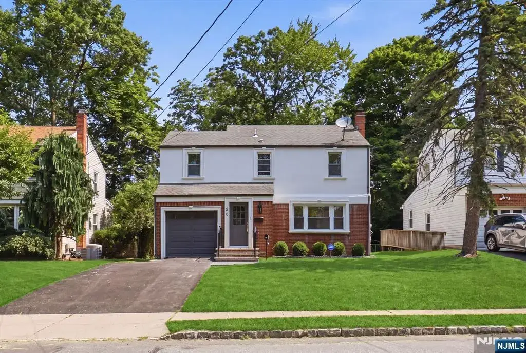 23 Buckingham Road, West Orange