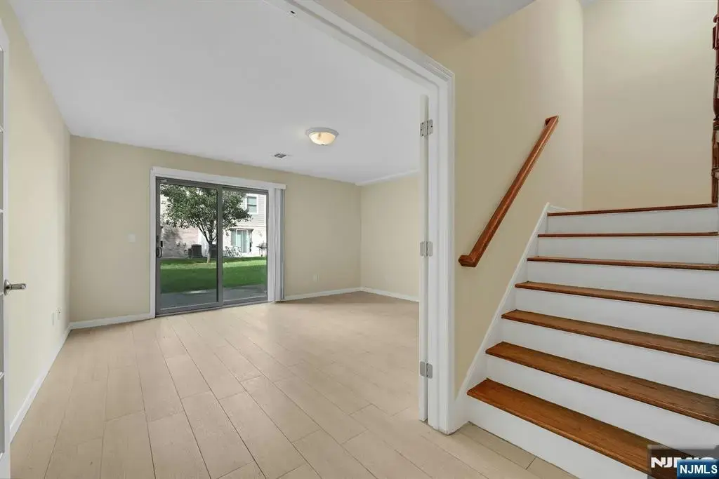 251 Berry 251, Hackensack