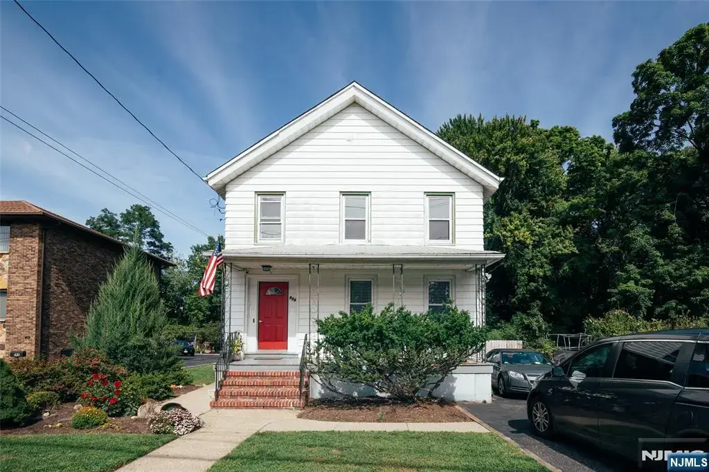 414 Saddle River Road, Saddle Brook