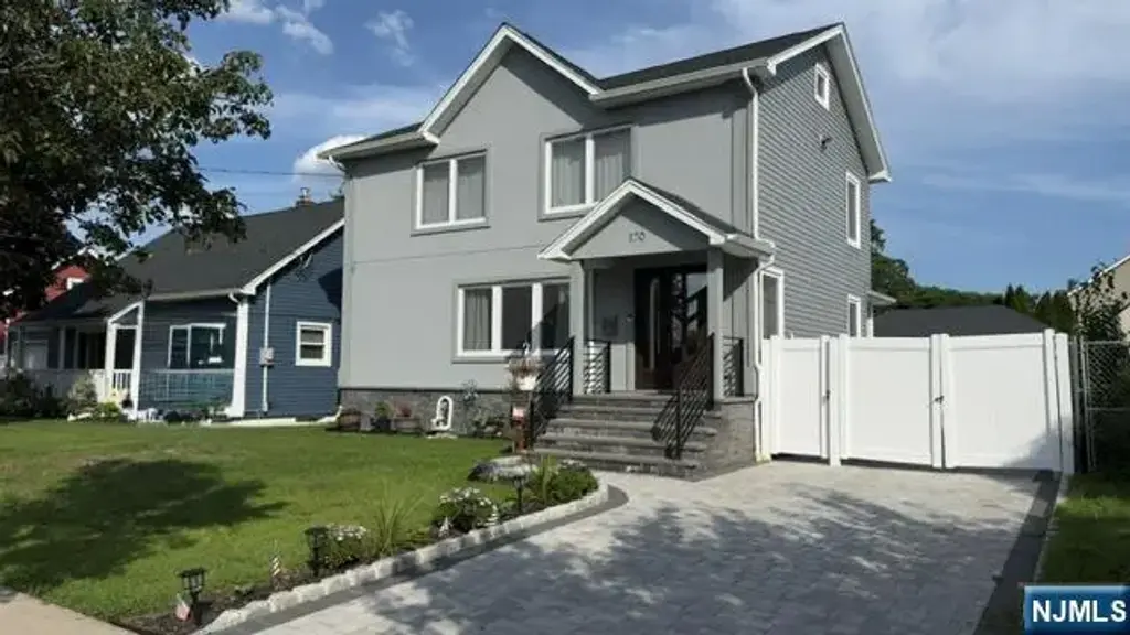 170 Mount Pleasant Avenue, Wallington