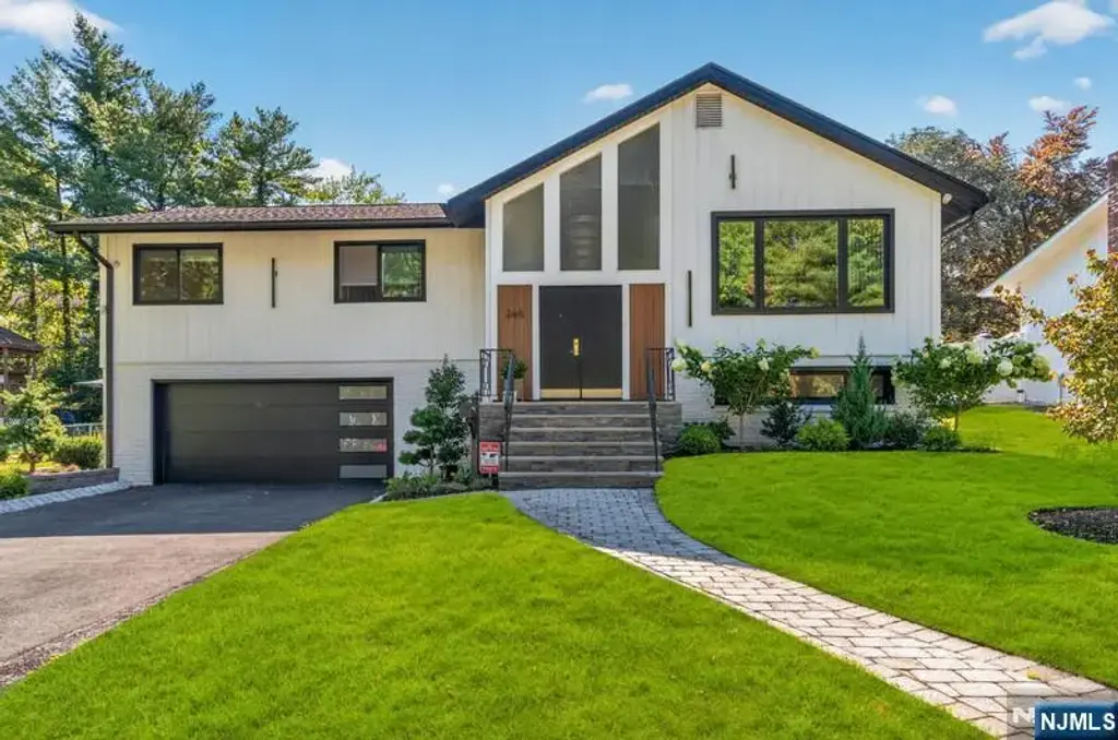 265 Westervelt Place, Englewood Cliffs