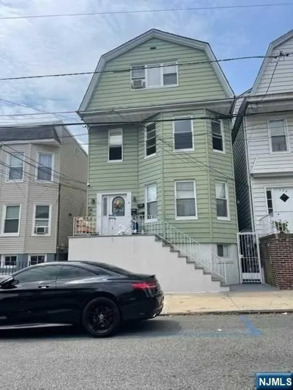 140 Hoyt, Kearny