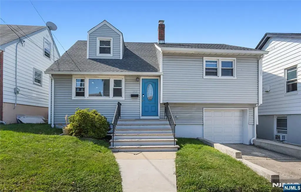 253 Stover Avenue, North Arlington