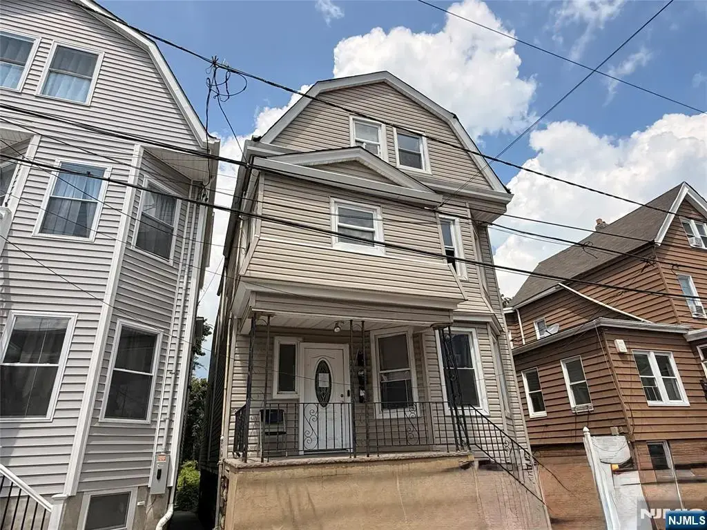 135 Hobson Street, Newark