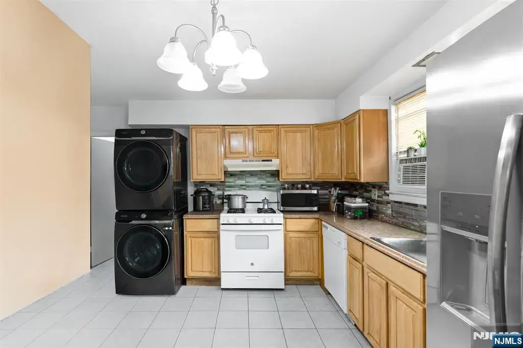 555 61st Street, West New York
