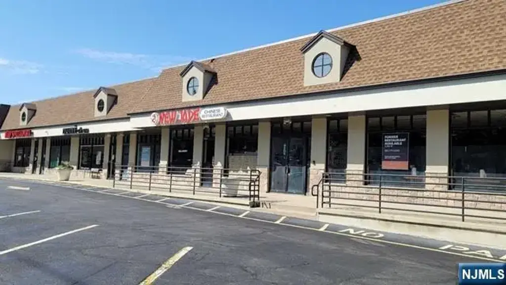 321 Broadway 4, Hillsdale
