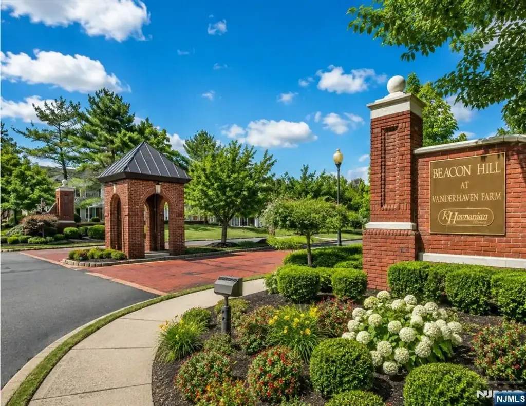2903 Pinhorn Drive, Bridgewater