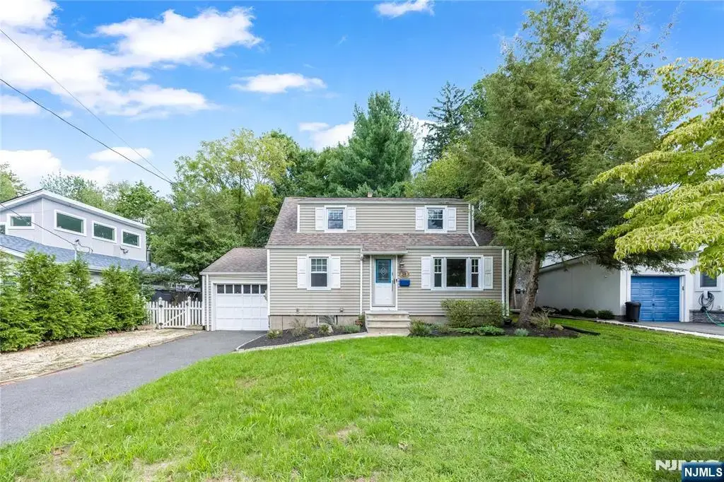 59 Delmar Avenue, Cresskill