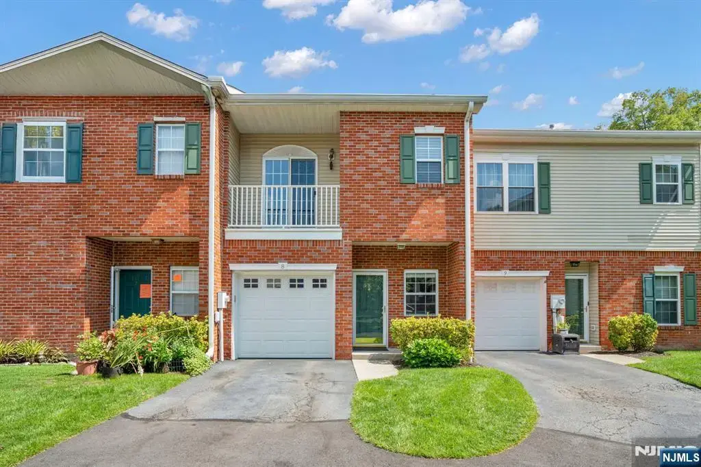 8 Allister Court, Lincoln Park Borough