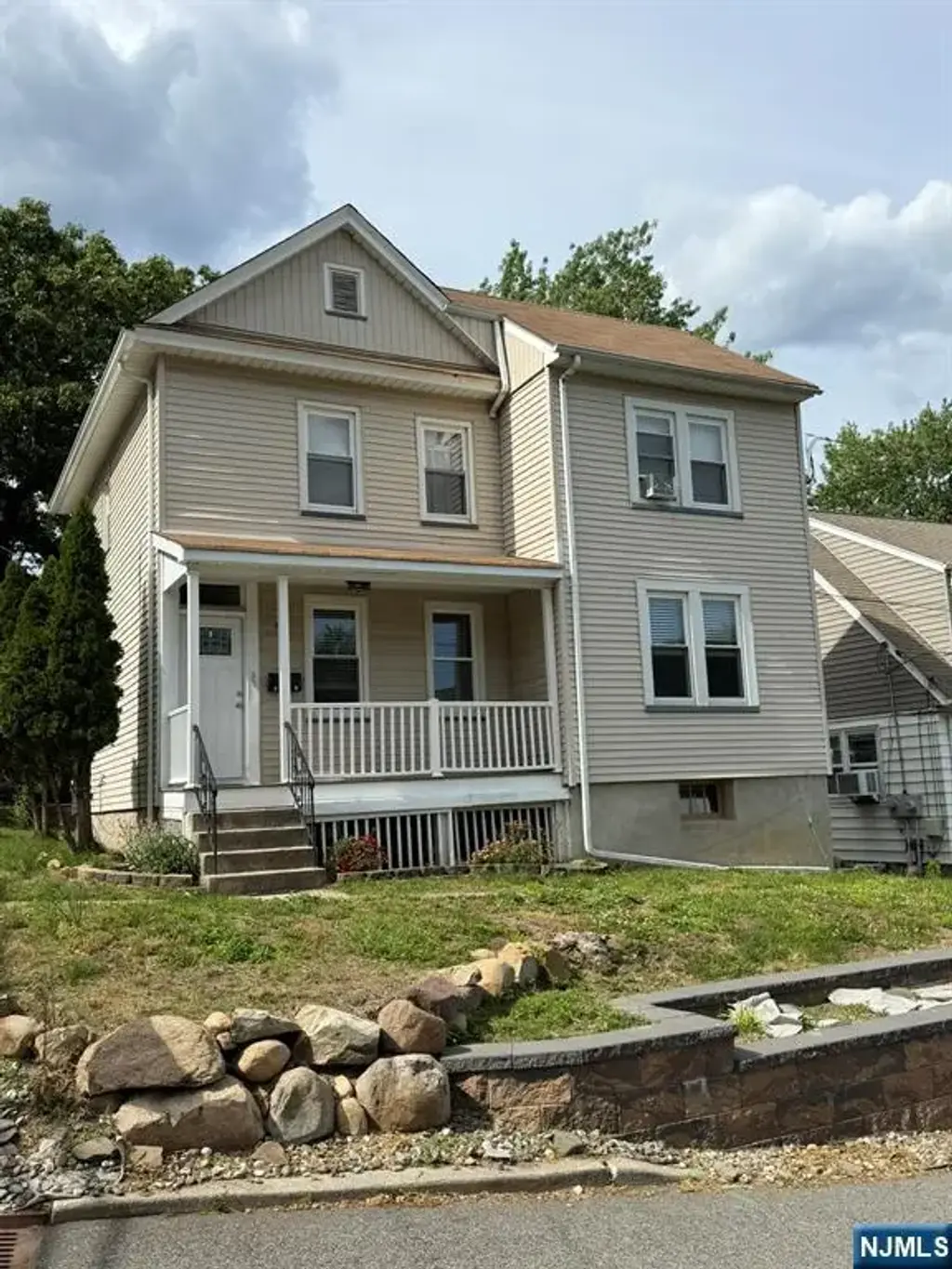 41 Outlook Avenue, Hawthorne