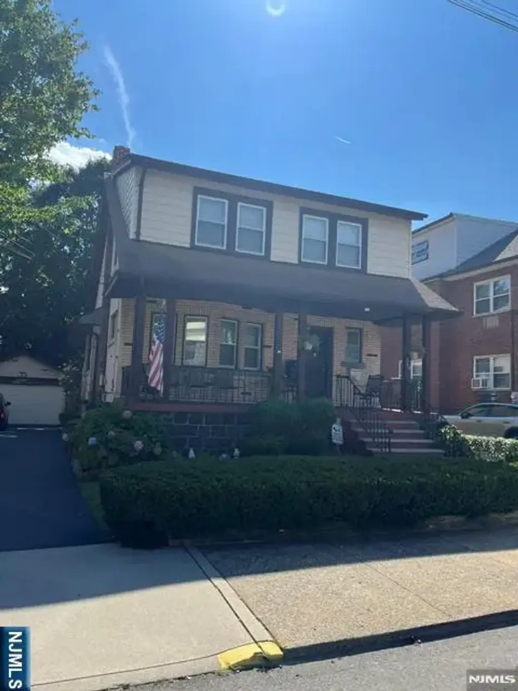 264 Lawton 1, Cliffside Park