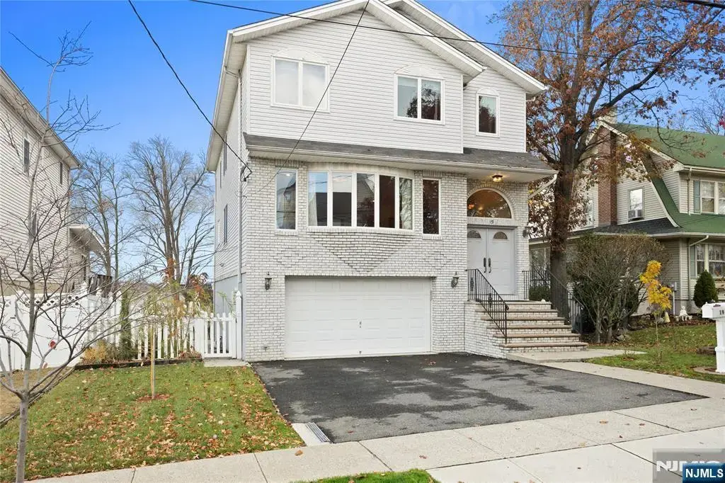 19 Pleasant, Kearny