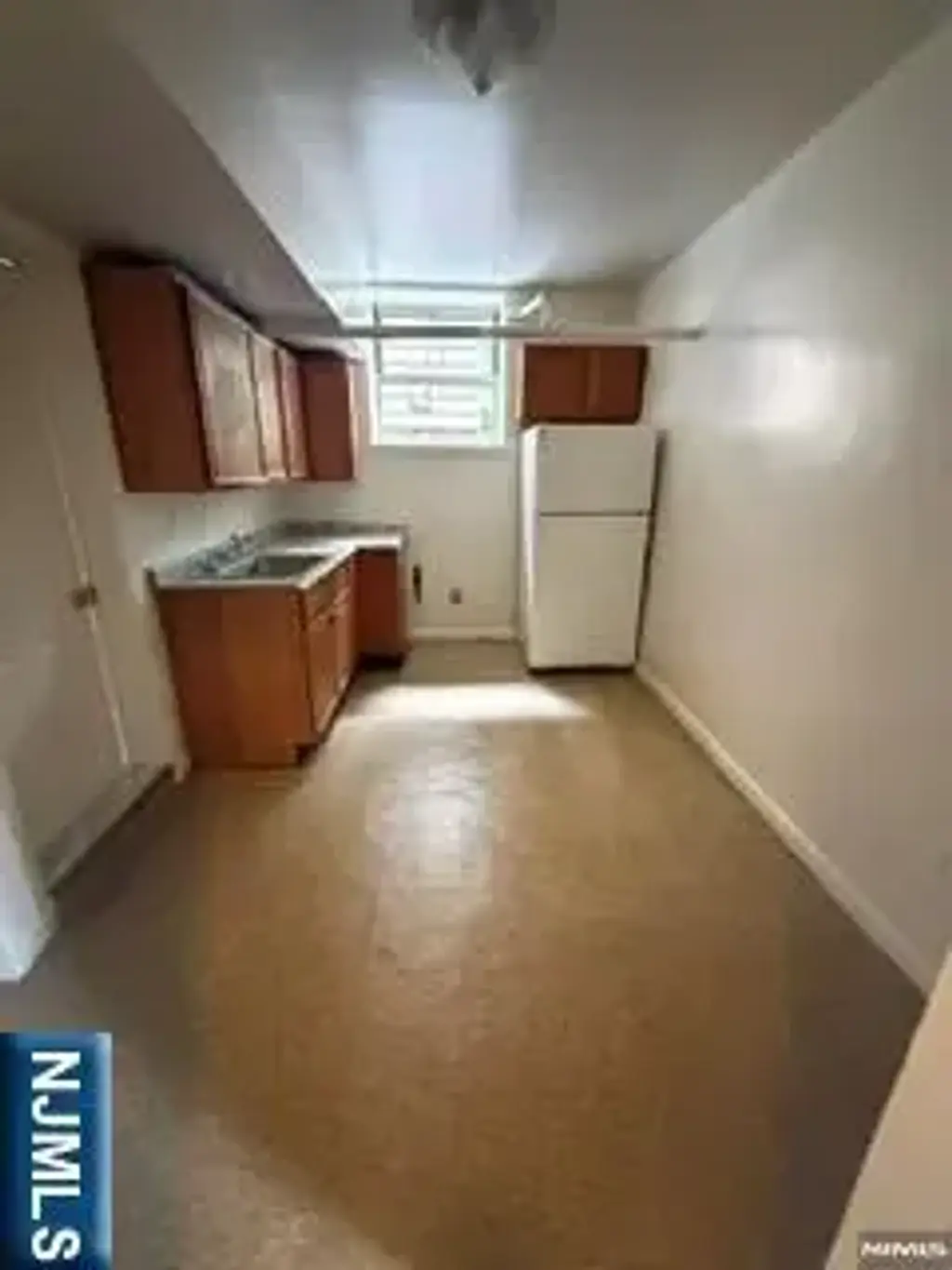 1 Addison 19, Rutherford