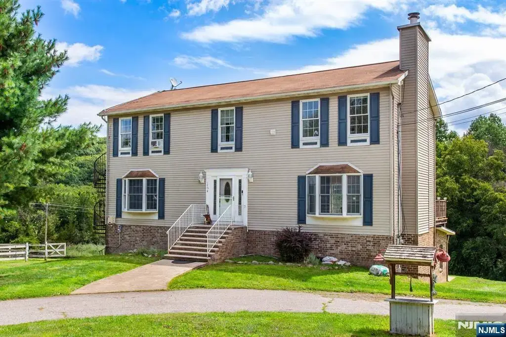 1754 County Rd 565, Sussex