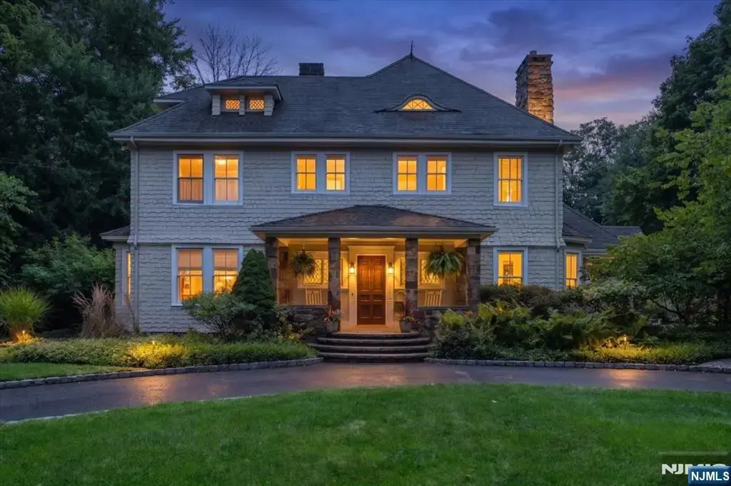 128 Westervelt Avenue, Tenafly