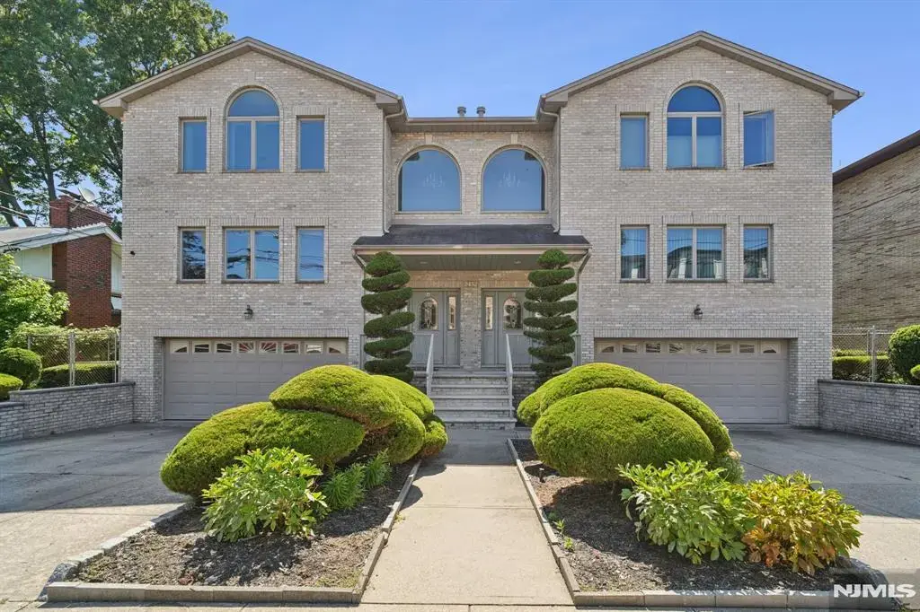 2452 Camner A, Fort Lee